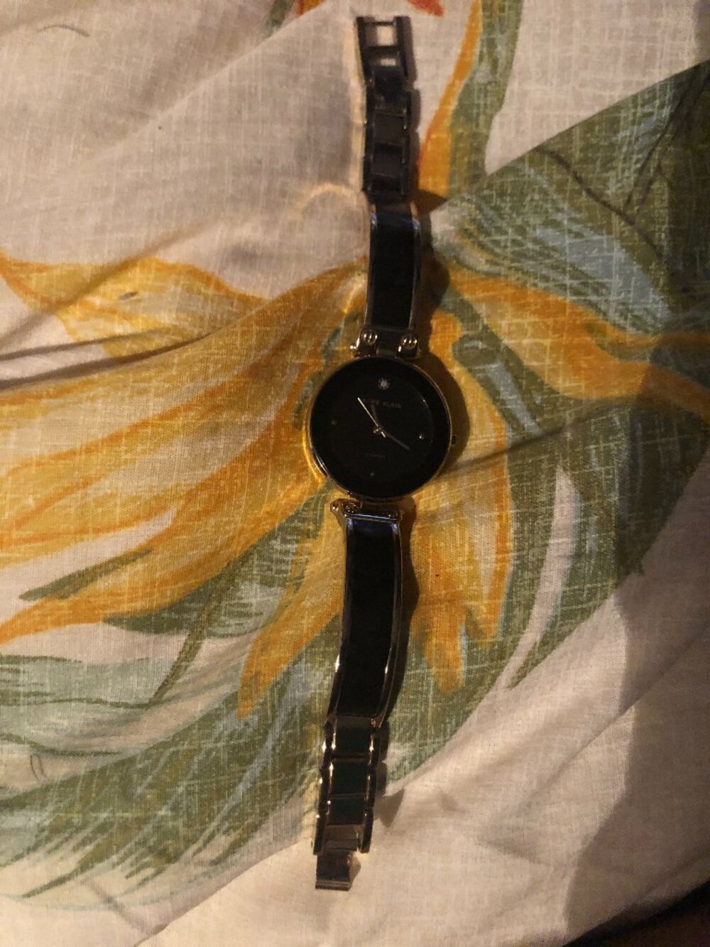 Women's metal watch